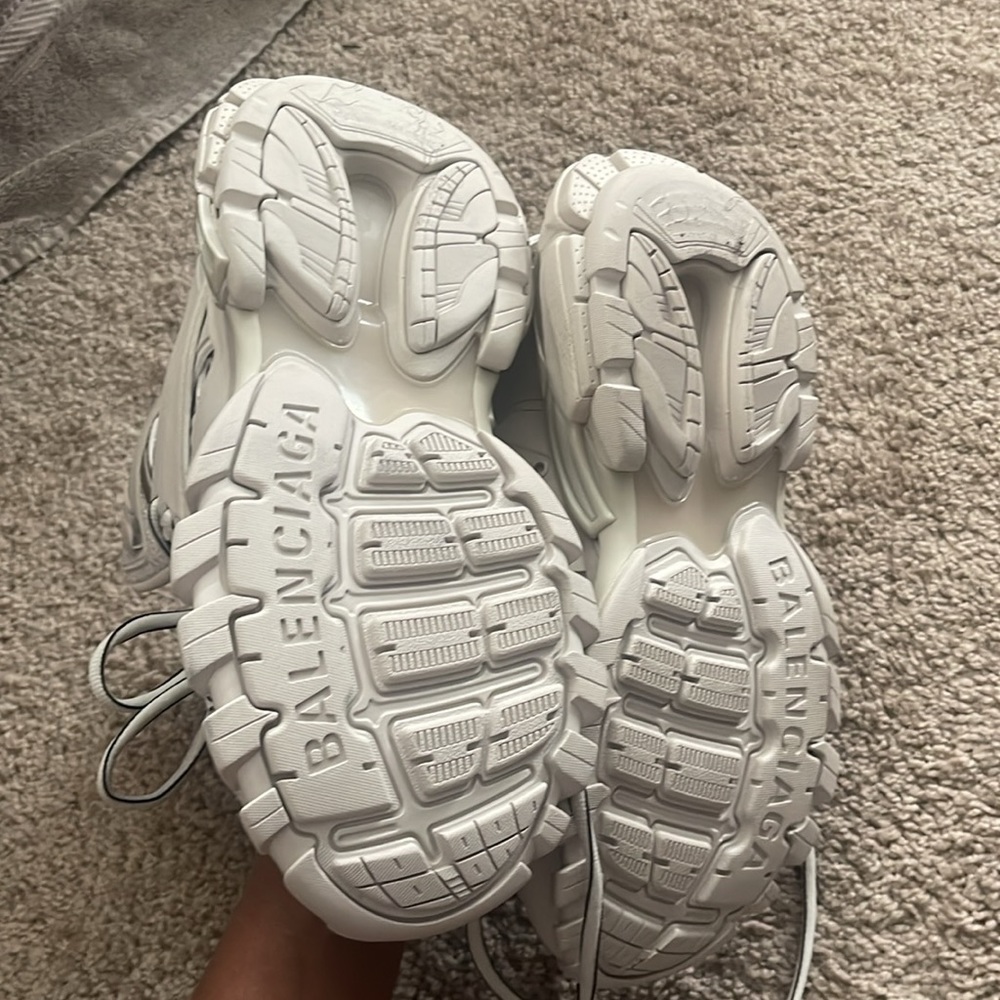 Gently used Balenciaga high top sneakers - Picture 3 of 4
